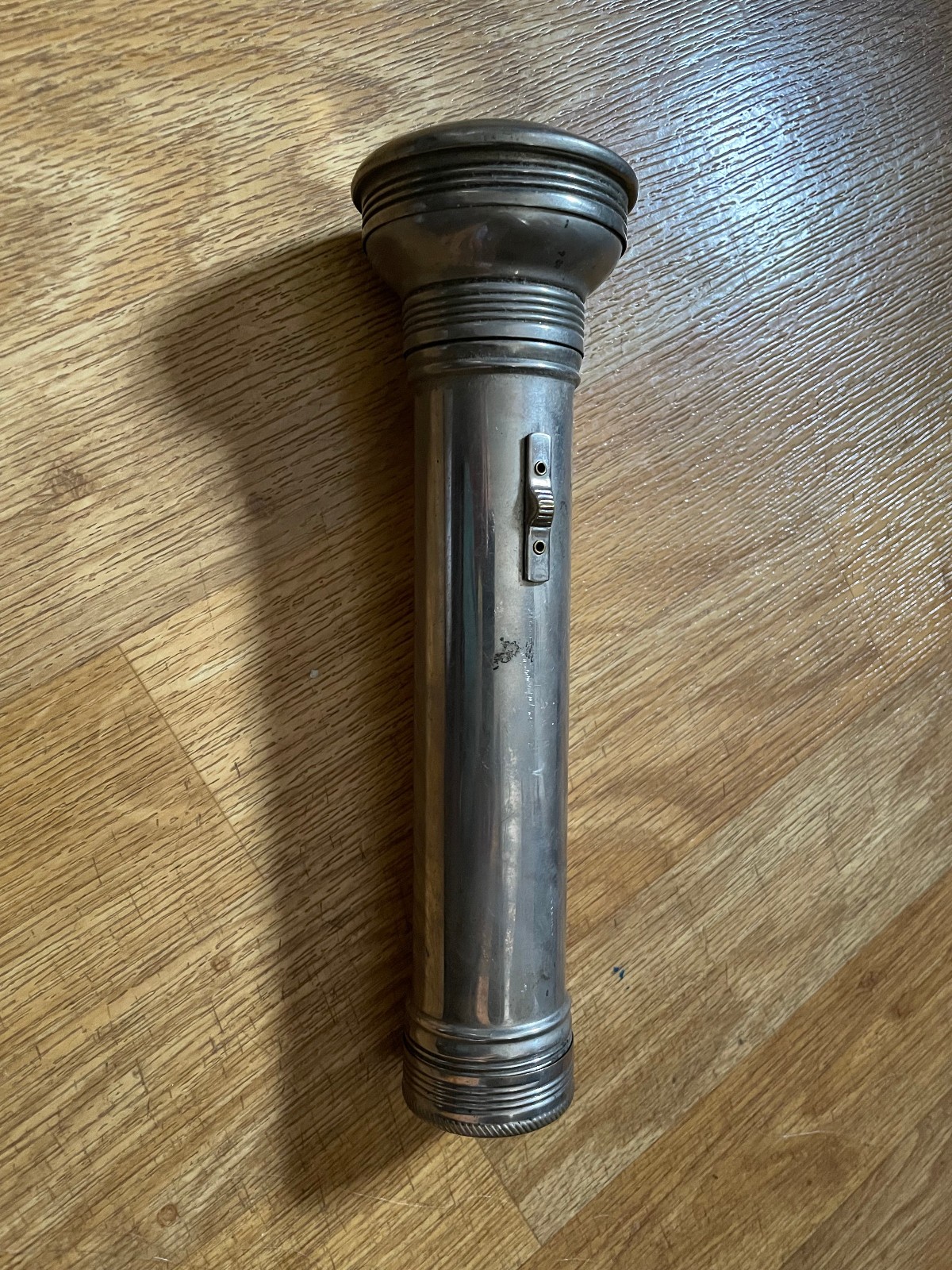 Vintage Eveready Daylo flashlight