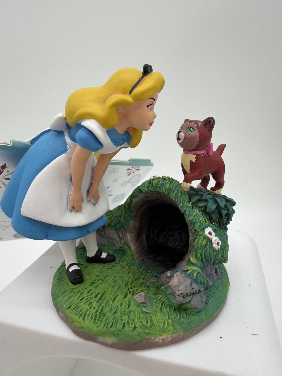 Disney Sketchbook Alice in Wonderland Dinah Rabbit Hole Ornament Disney Sketchbook Alice in Wonderland Dinah Rabbit Hole Ornament