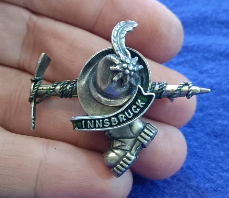 Vintage Innsbruck Austria Dangle Souvenir Tourist Green Lapel Hat Mining Pin