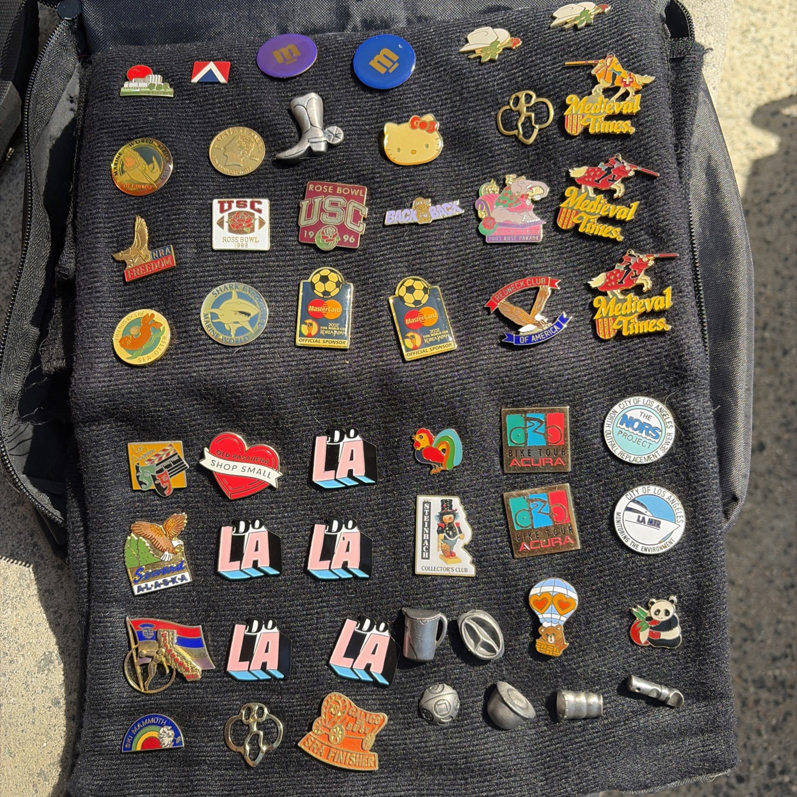 225+ Vintage Pin Lot USC Rose Bowl FIFA BNSF Railroad Knott’s Advertising Enamel