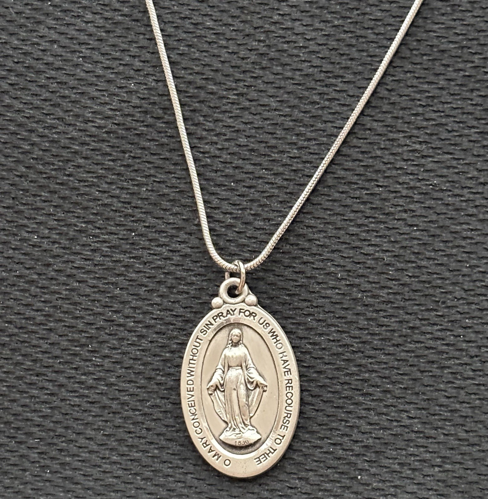 Vintage Catholic Sterling Silver Miraculous Medal Necklace Bliss 19” 10.3g