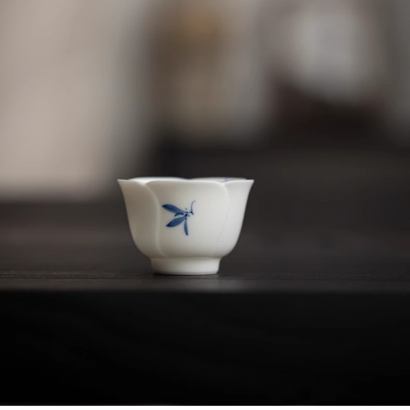 30ml Ceramics Butterfly Orchid Household Master\'s Cup Hand-drawn Tea Tasting Cup