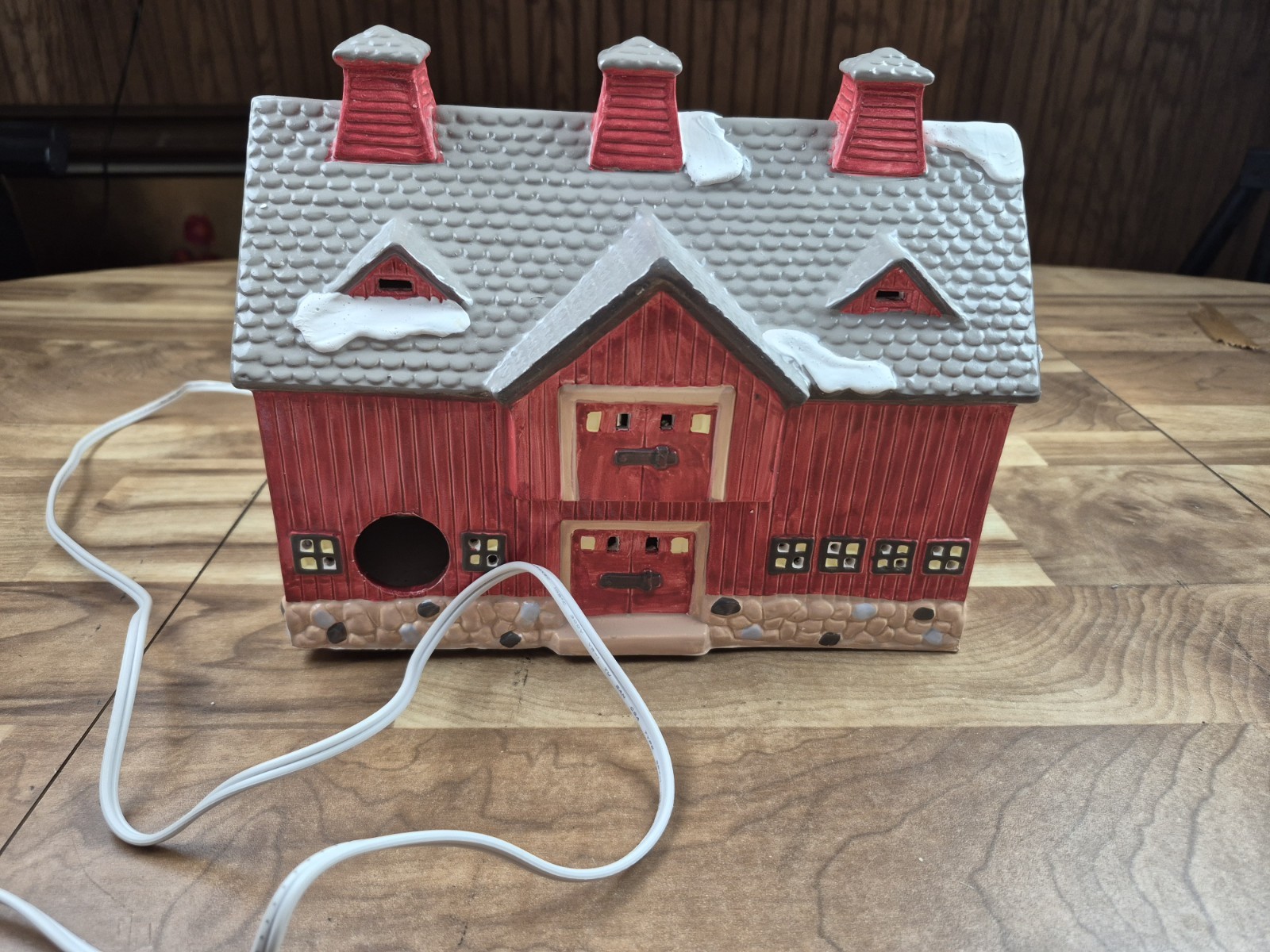 Vintage Dept 56 Snow Village Lighted Building - 1987 RED BARN - #50814 