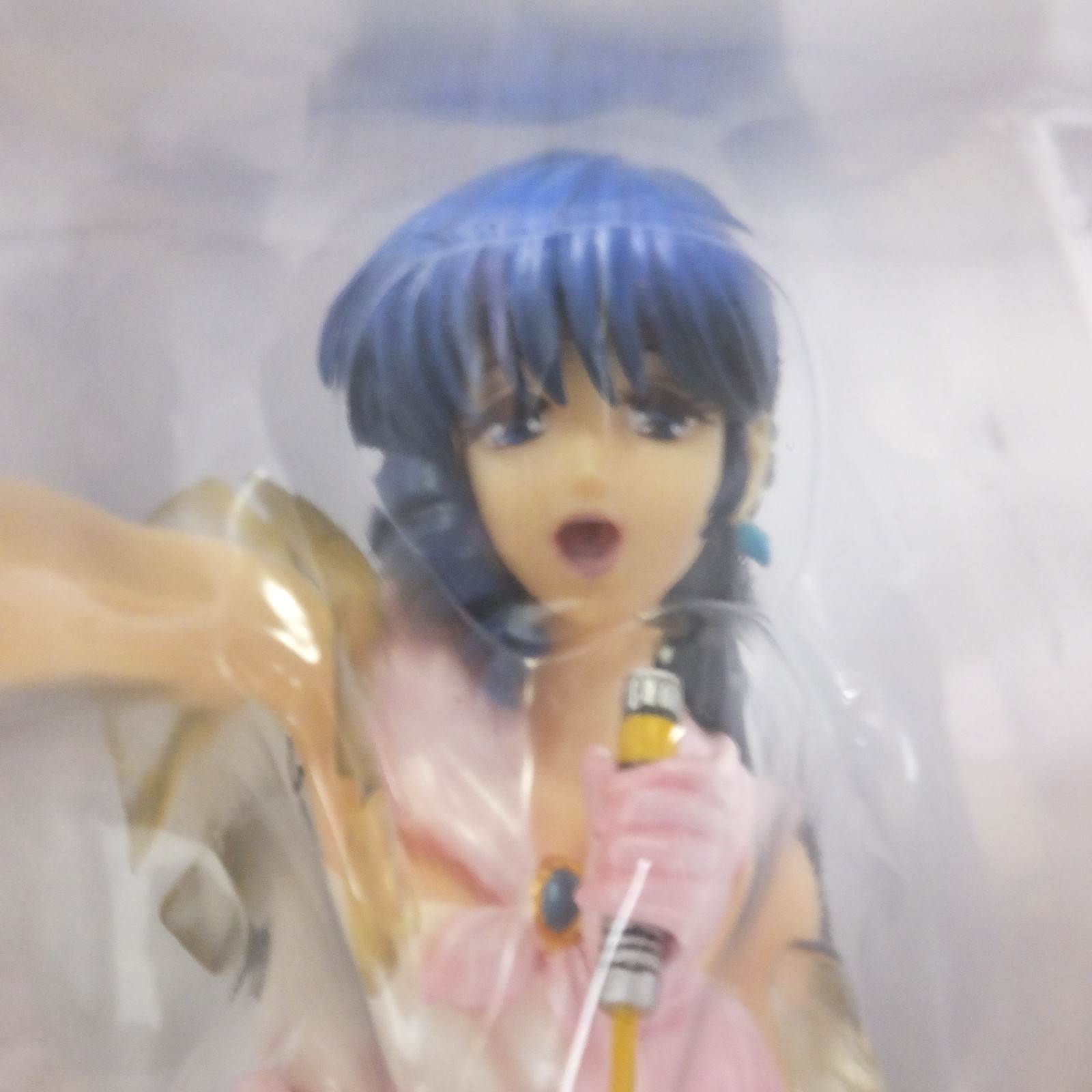 Macross Do You Remember Love? Minmay Lynn Figure Cm's Gutto Kuru 170mm