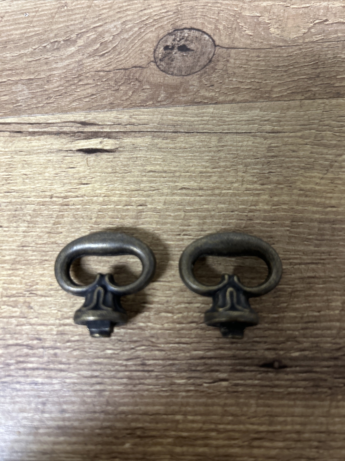 2 Mock Key Knob Antique Brass (NO SREW INCLUDED)