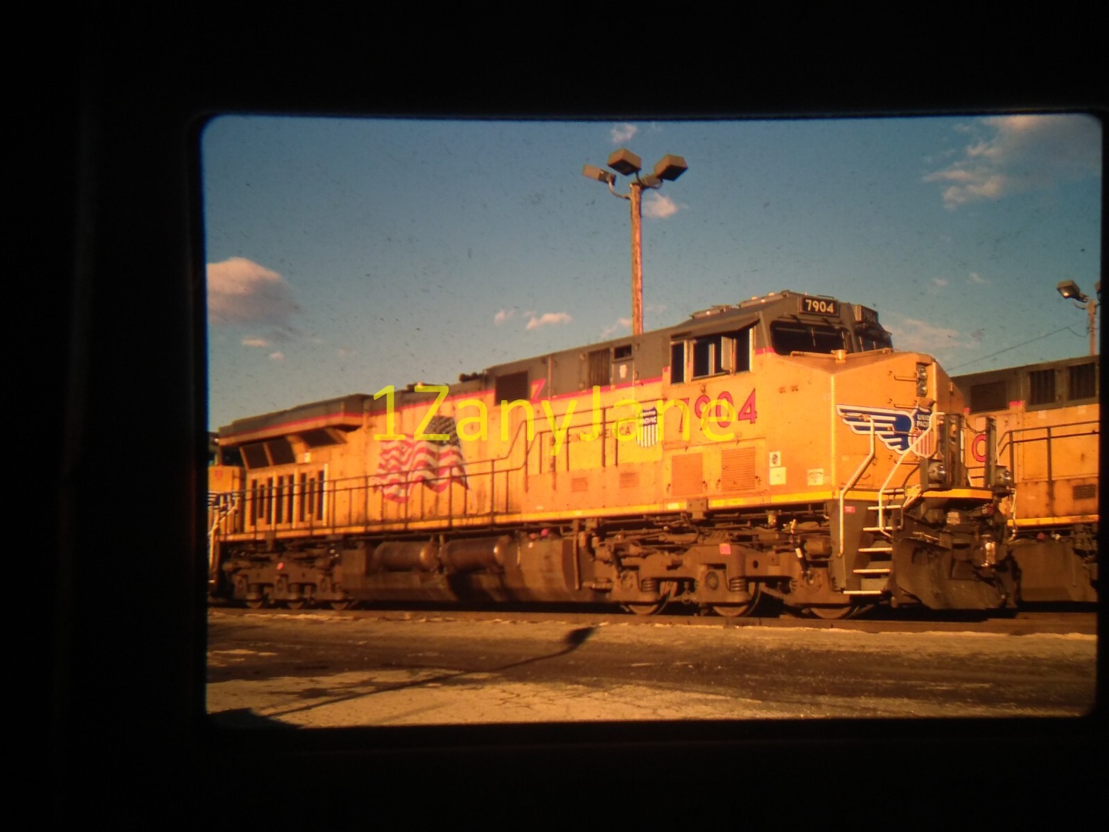 13216 VINTAGE Train Engine Photo 35mm Slide UP 7904 ES44AC WEST COLTON CA DDDDD