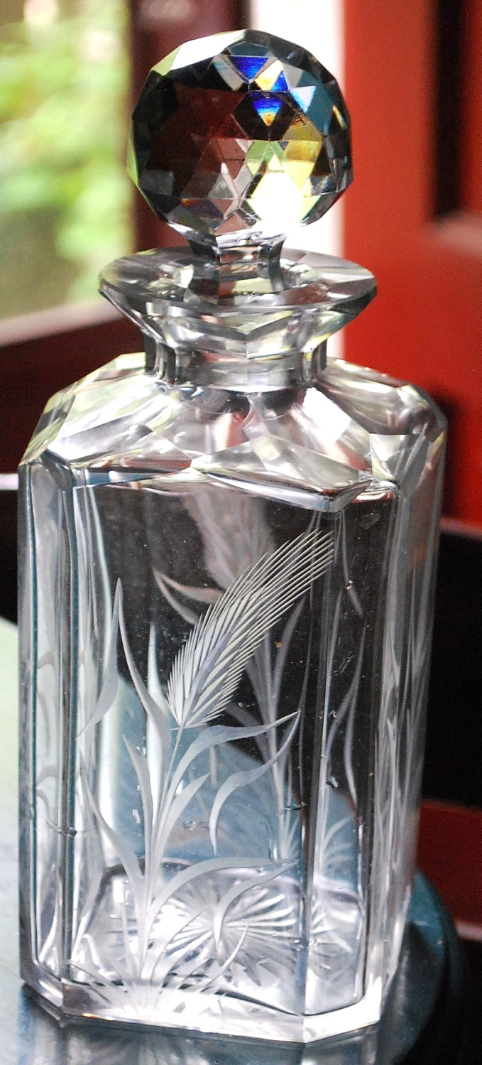 Antique GEORGIAN PERIOD Stone Cut Glass WHISKEY DECANTER WHEAT W Stopper 8.5\