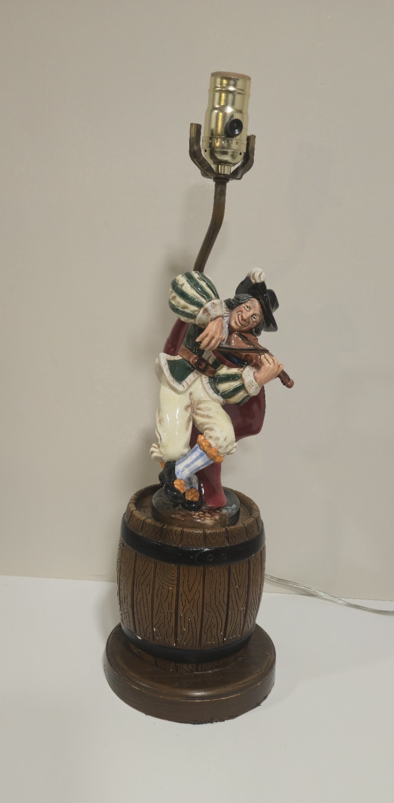 Royal Doulton The Fiddler HN2171 Figurine Lamp Vintage 20.5 Royal Doulton The Fiddler HN2171 Figurine Lamp Vintage 20.5