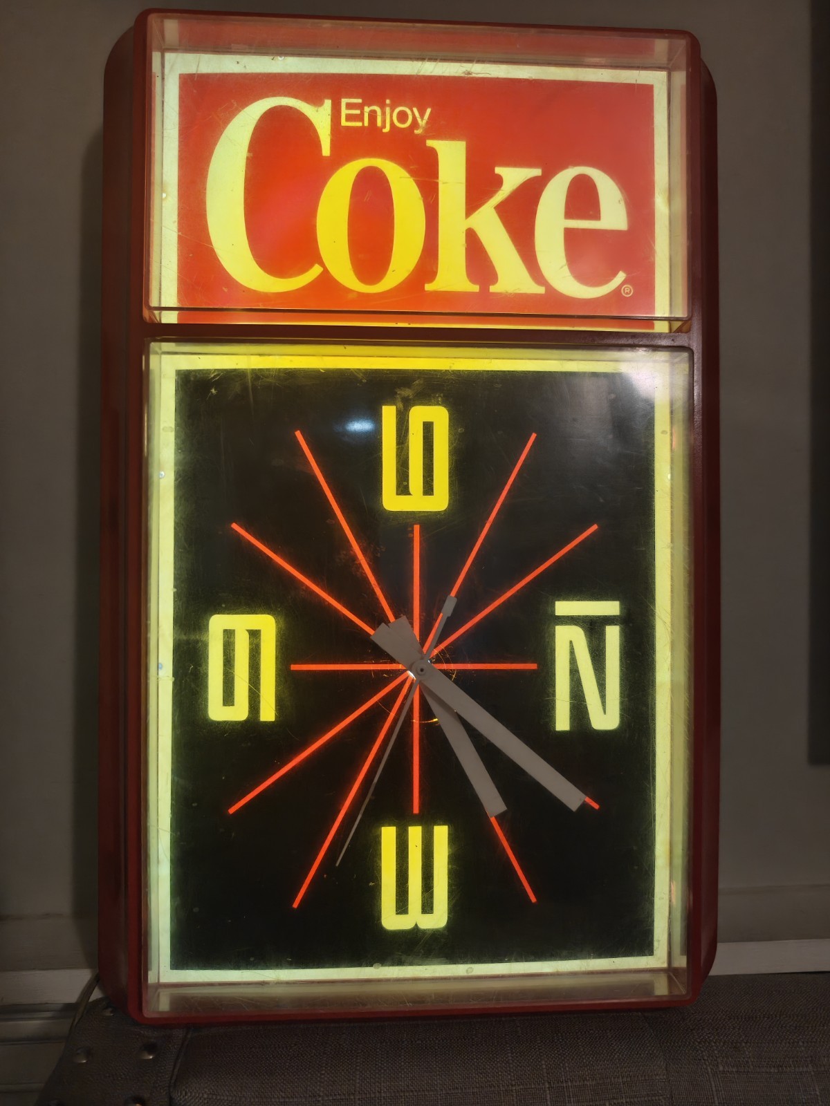 1984 Enjoy Coke Light Up Electric Clock Ridan Displays NY USA  Coca-Cola Vintage
