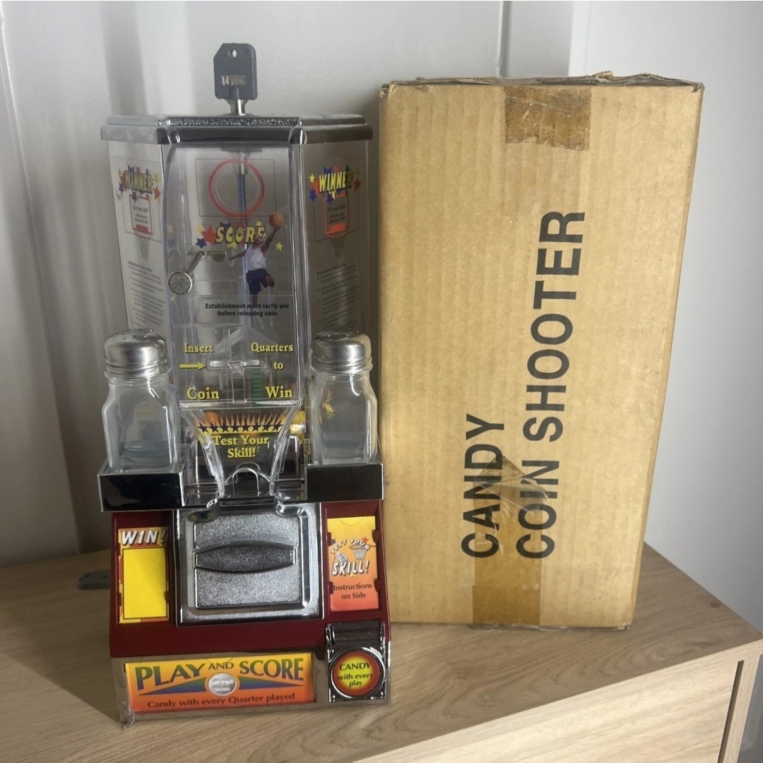25 Cent Candy Machine Game with 2 Keys Play and Score UNOPENED BRAND NEW