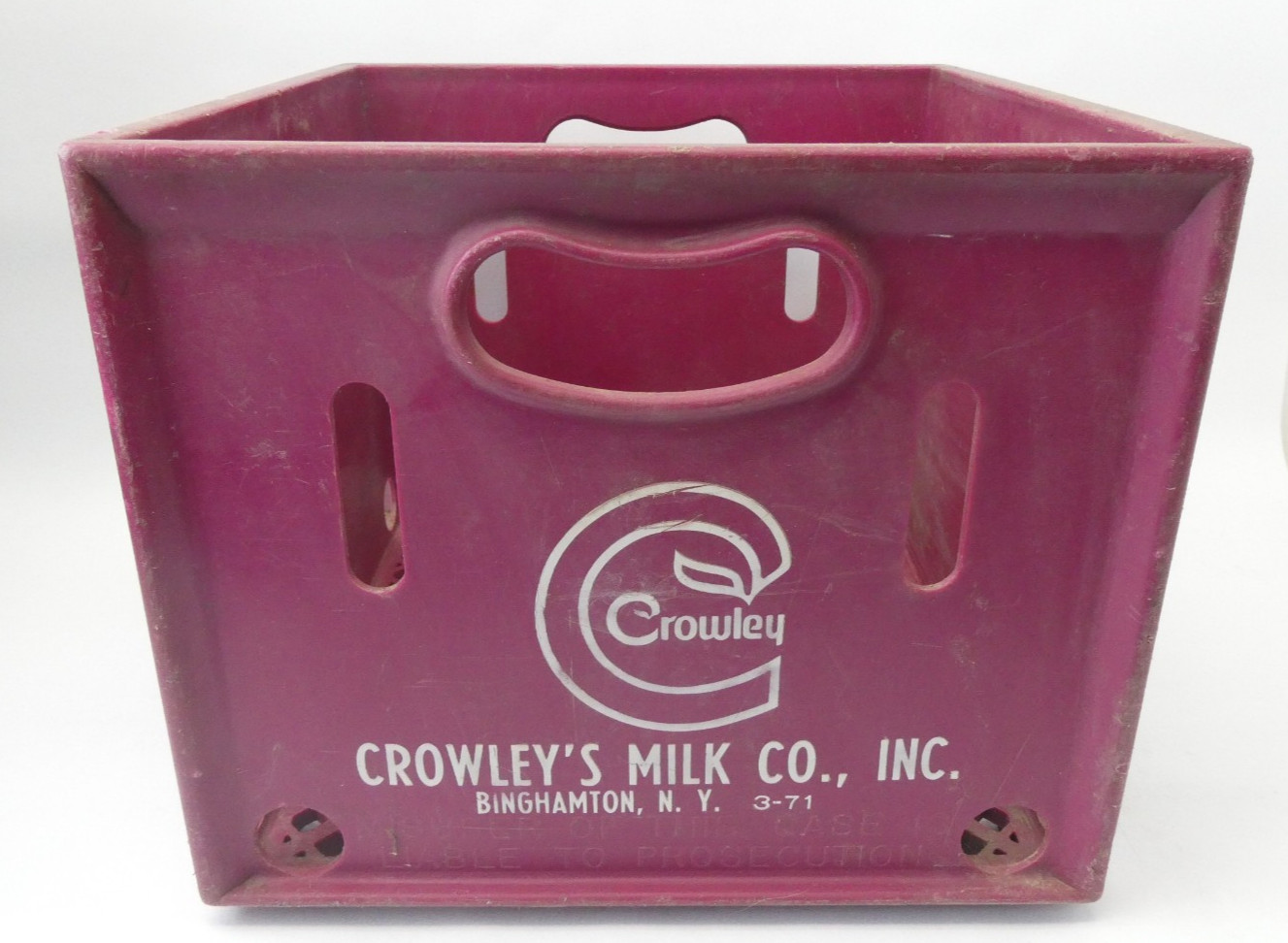 Vintage Crowleys Milk Co Plastic Milk Crate Binghamton NY 3-71 Dairy Advertising