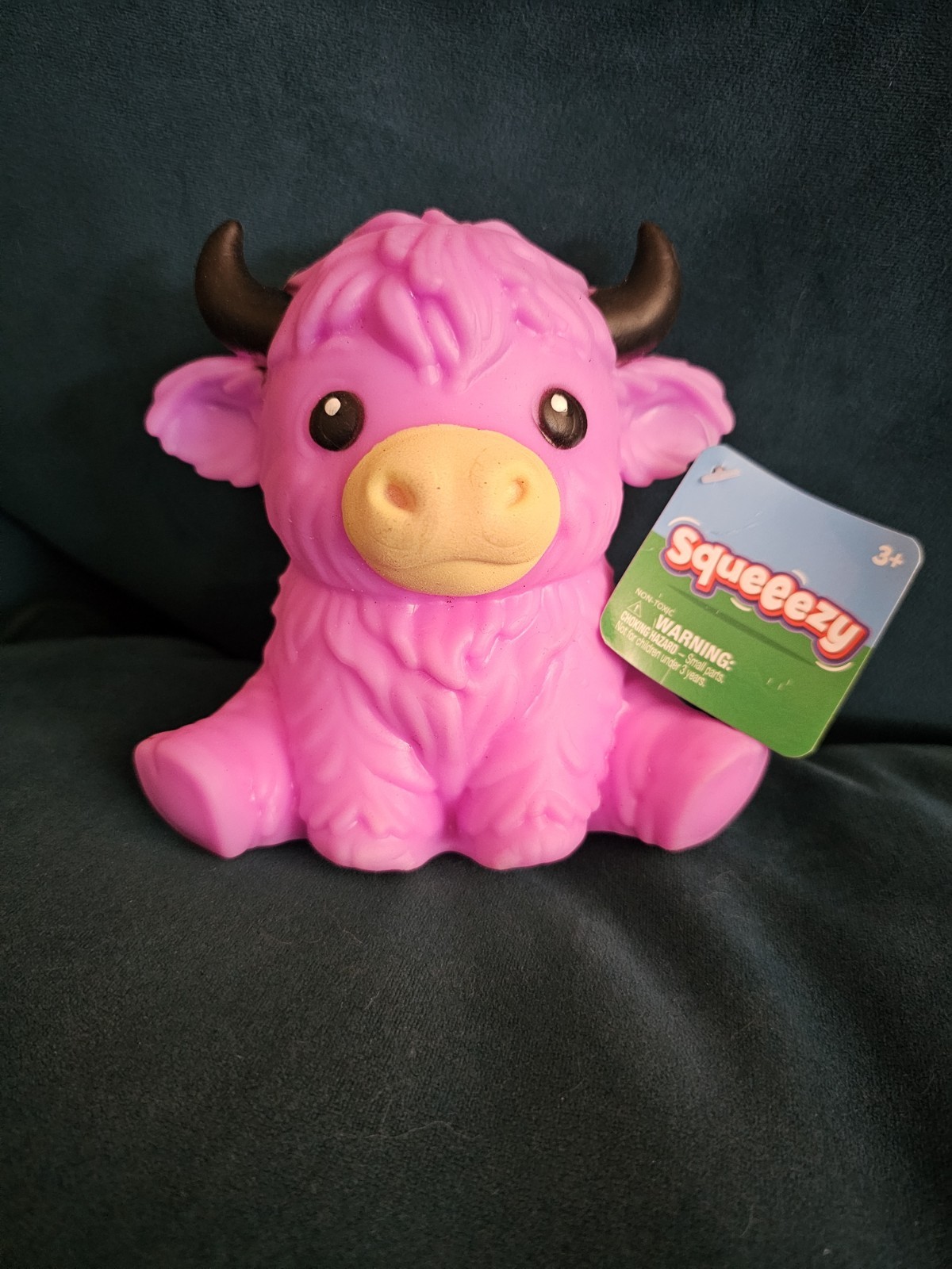 VIRAL NEW SQUEEEZY HIGHLAND COW / BULL PURPLE  SQUISHY TOY