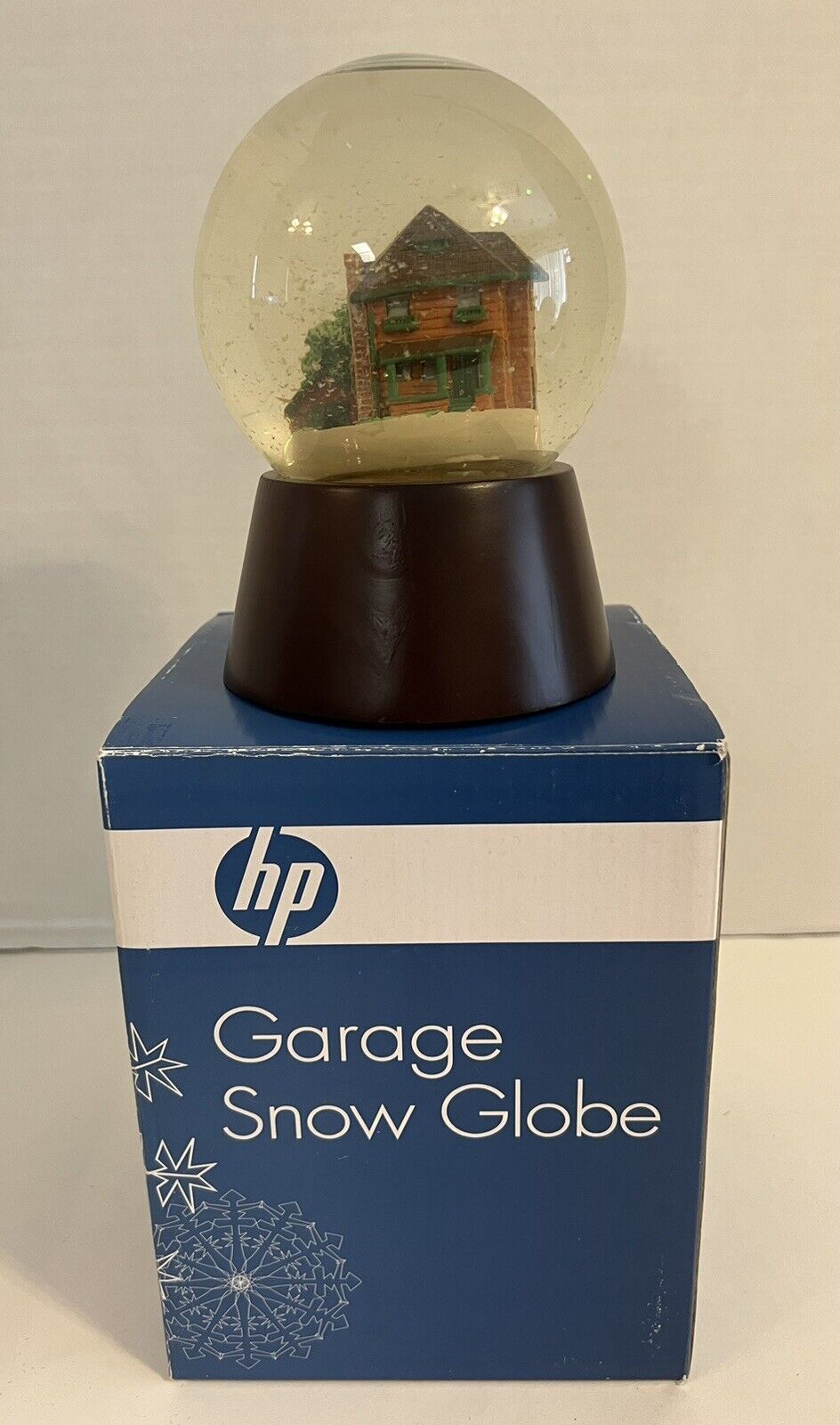 VTG HP Garage Snow Globe w/Box Hewlett-Packard Y2K Computer Memorabilia 
