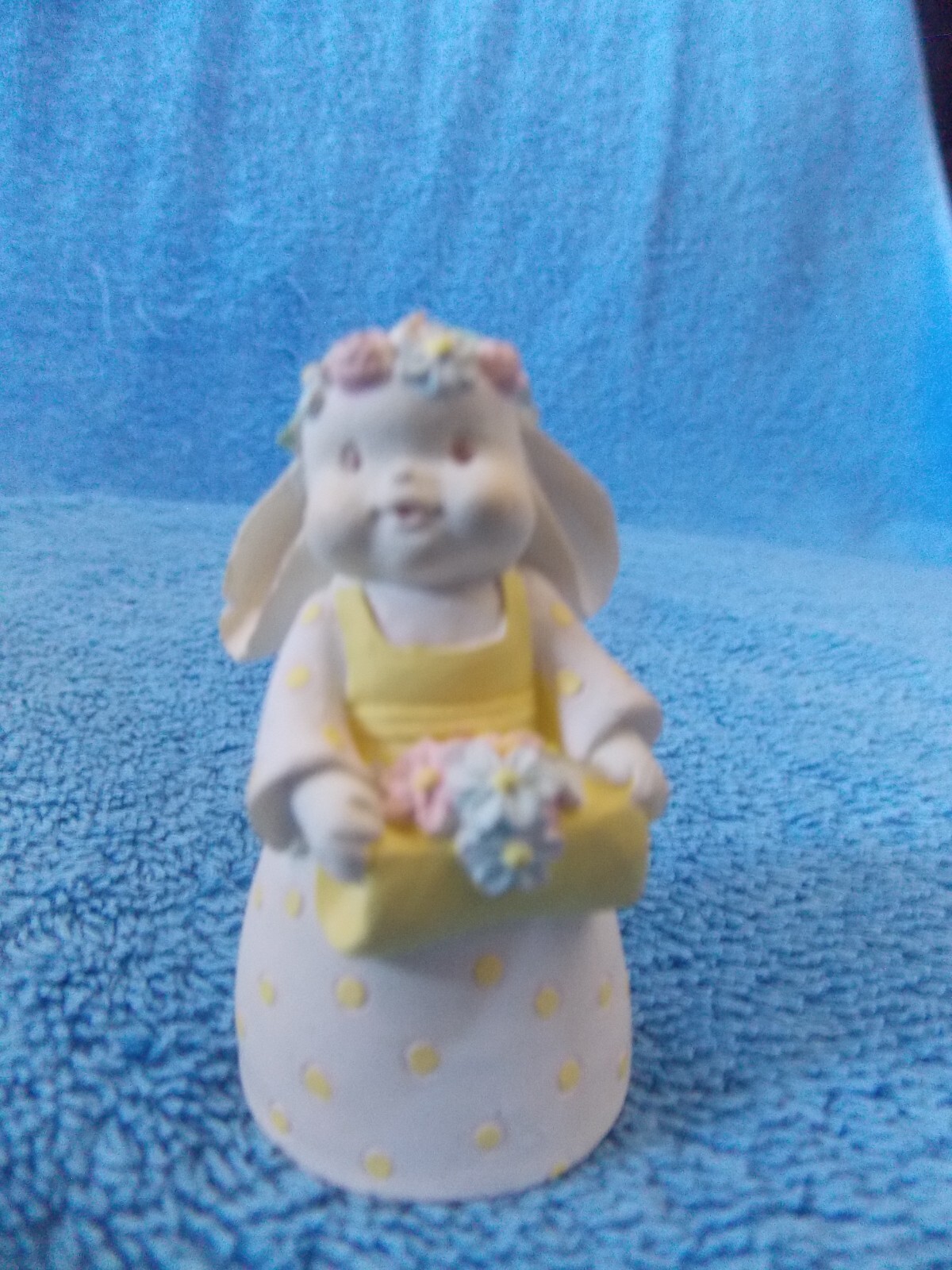 Vintage 1990 Easter Bunny Rabbit Girl Holding Flowers Figurine 2\ Vintage 1990 Easter Bunny Rabbit Girl Holding Flowers Figurine 2\