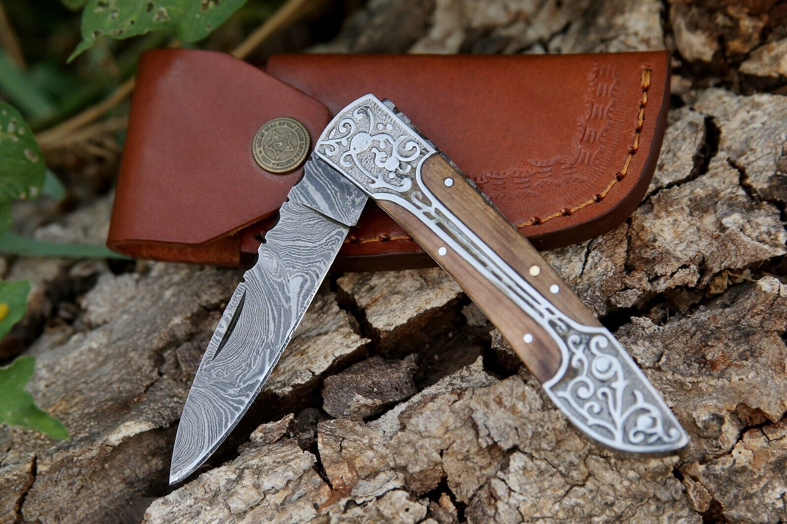 Damascus handmade Folding Knife Pocket knife camping Hunting Knife with Pouch