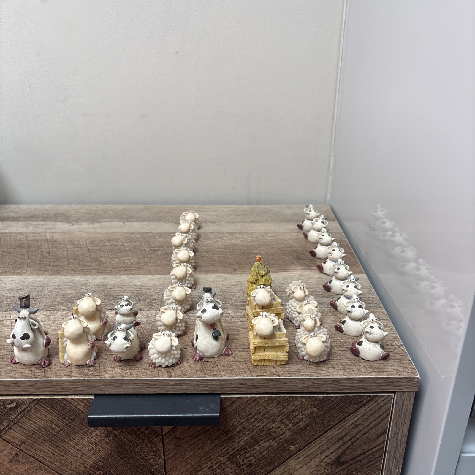 Vintage Paolo Chiari Sheepworld mini resin figures x 26 VGC Vintage Paolo Chiari Sheepworld mini resin figures x 26 VGC