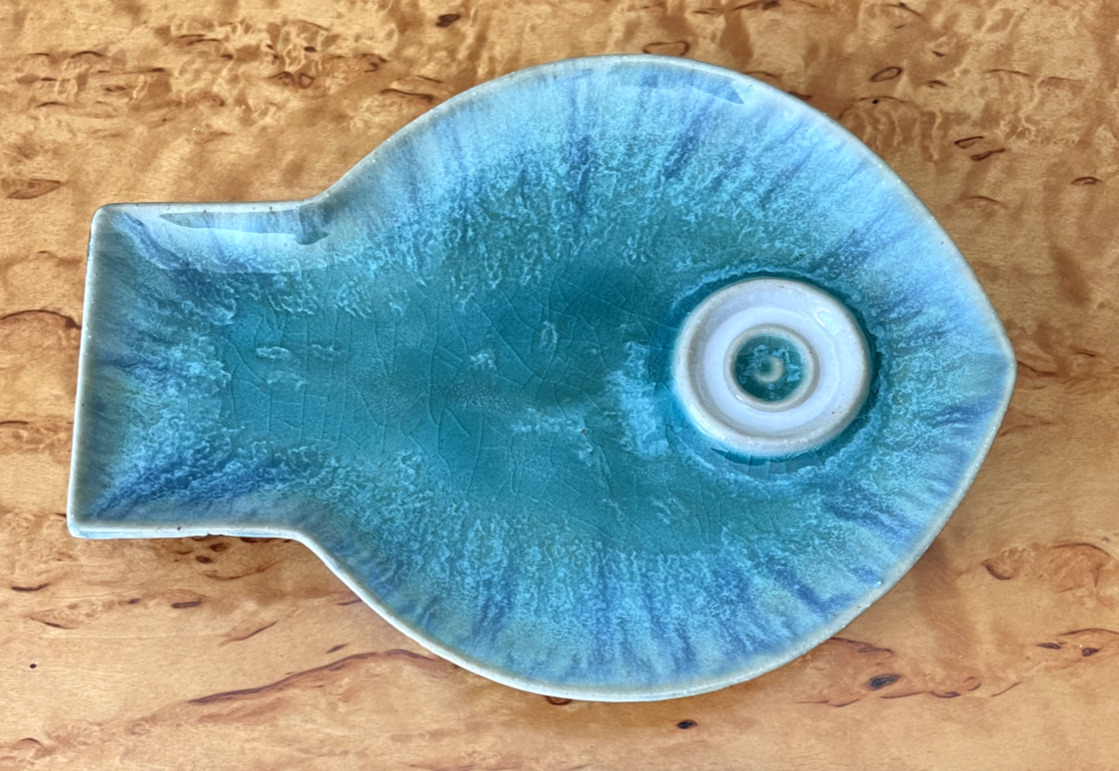 Global Views Ceramic Fish Plates/Wall Art (X-Small Fish 7\