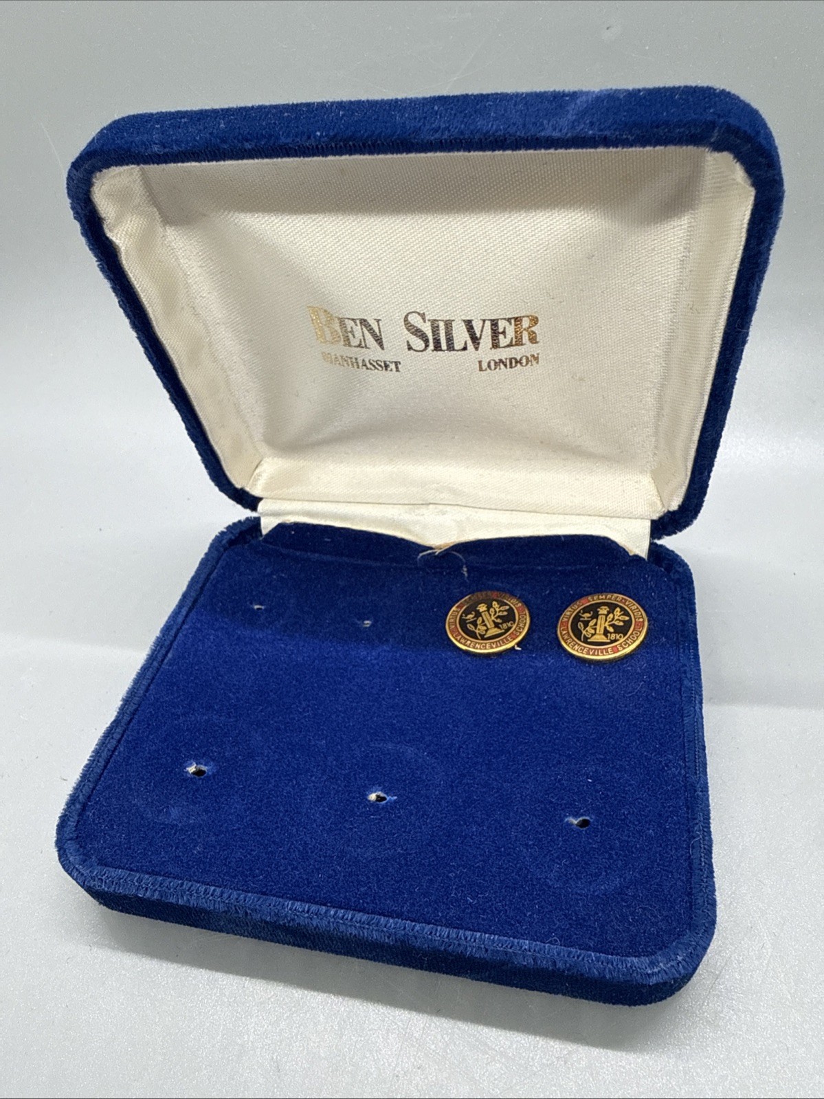 Vintage Lawrenceville School\'s Seal Ben Silver Button 5/8” Box