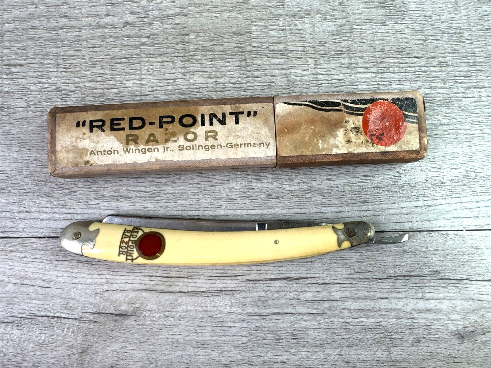 Vintage German Real Red Point 915 Straight Edge Shaver Razor w/Original Box