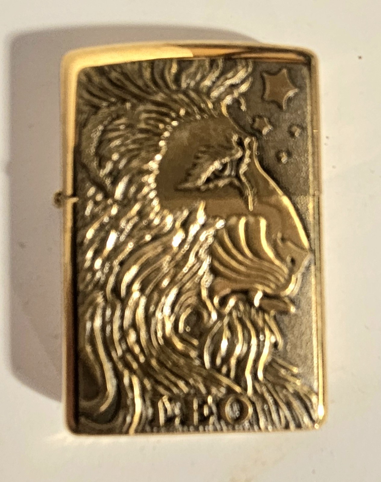 VTG Rare NOS Zippo Barrett Smythe Brass Leo Lighter Zodiac 2000