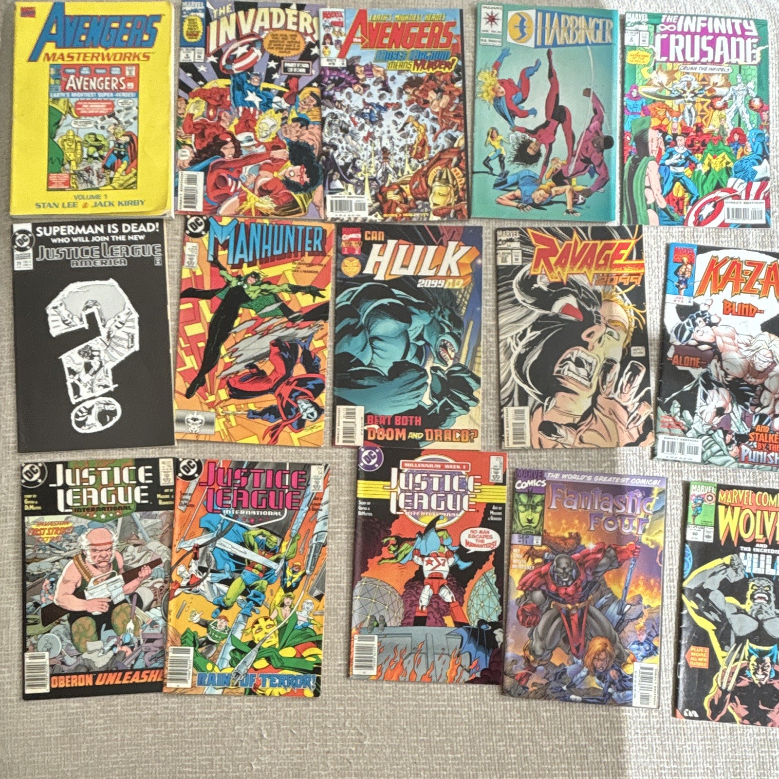 Marvel + DC Comic Lot 46 Books - Avengers/Superman/Batman/THOR/GI JOE/Star Trek Marvel + DC Comic Lot 46 Books - Avengers/Superman/Batman/THOR/GI JOE/Star Trek
