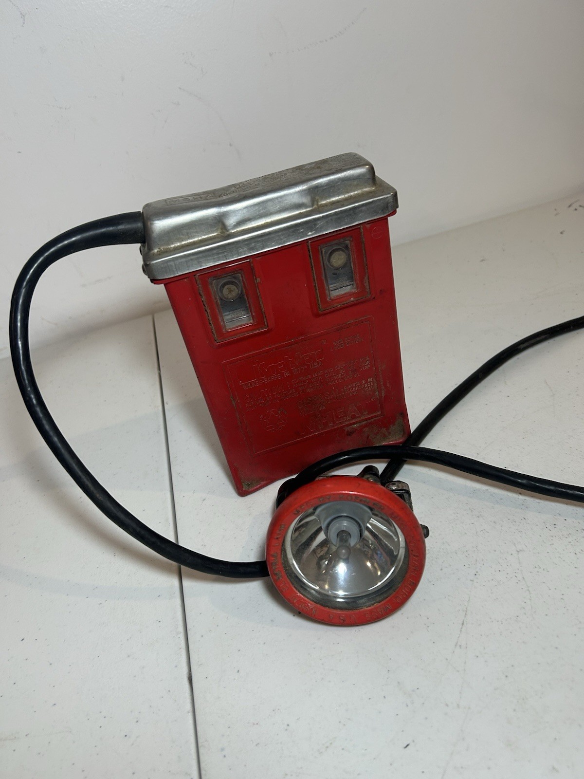 Vintage Koehler Wheat Miner Cap Lamp Red Battery Pack Corded Light Untested USA