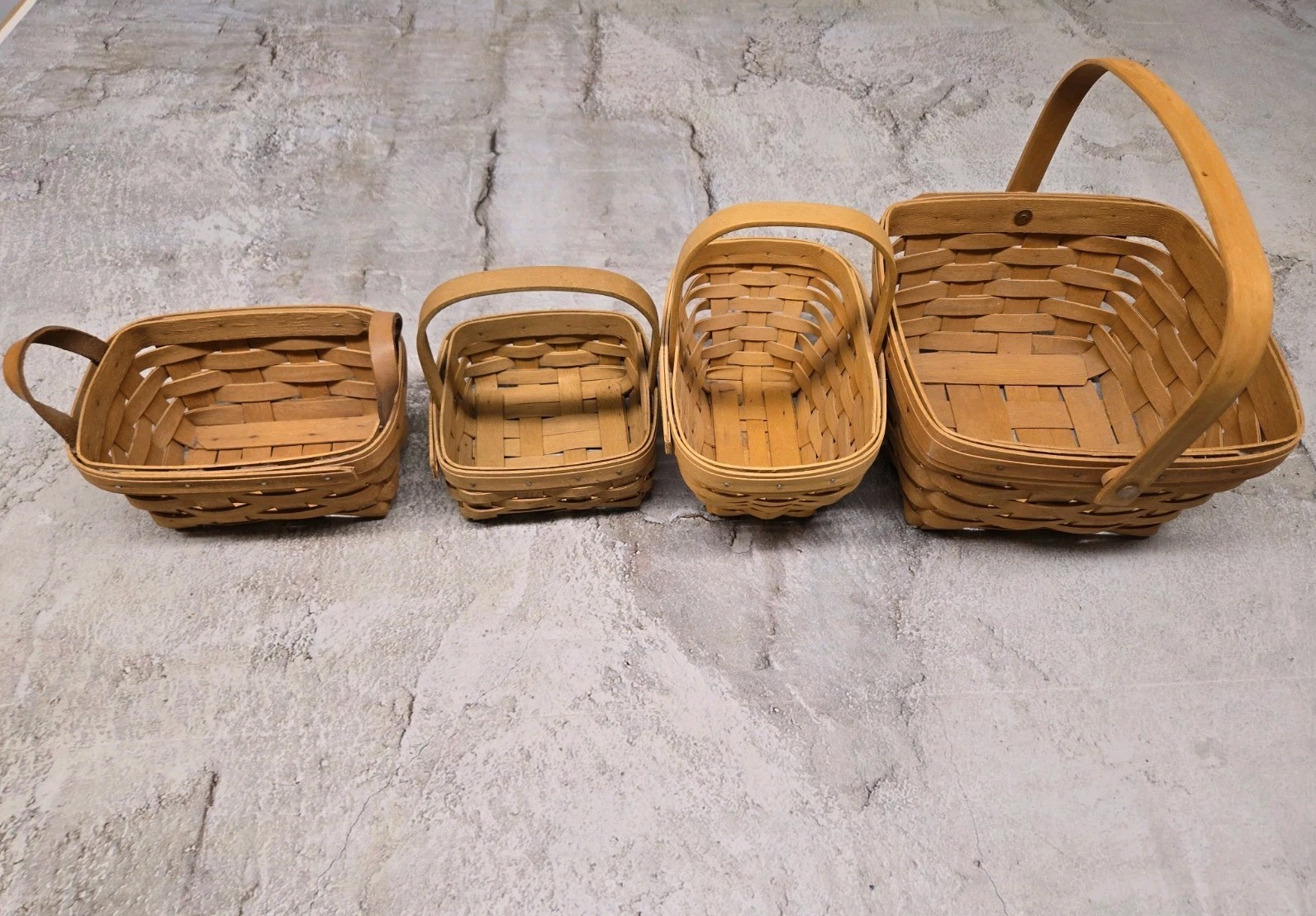 Vintage Longaberger Handmade Woven Basket Lot Of 4 Small Baskets
