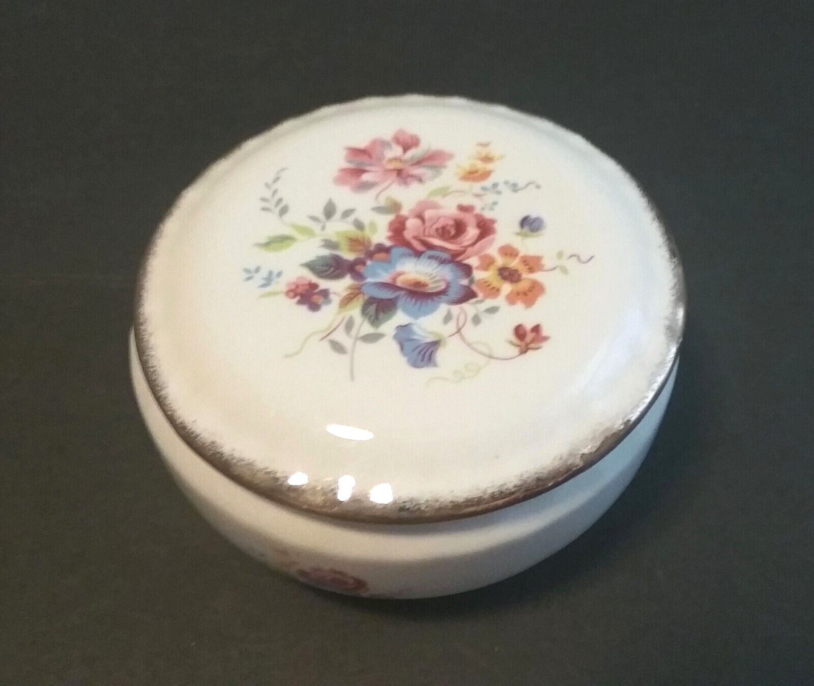 Vtg Royal Crown Staffordshire Porcelain Flowers Trinket Vanity Box with LID