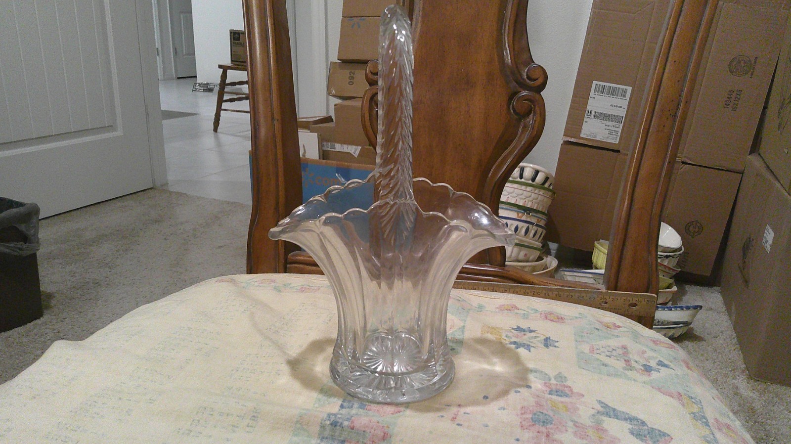 CLEAR GLASS BASKET WITH HANDLE  APPROX. 9\
