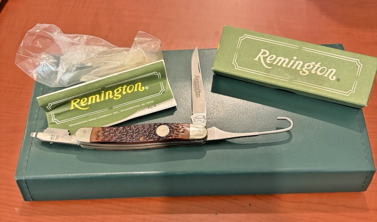 Vintage Remington UMC R-1 Upland Knife With Choke Tool NEW IN BOX NOS Pre 1995 Vintage Remington UMC R-1 Upland Knife With Choke Tool NEW IN BOX NOS Pre 1995