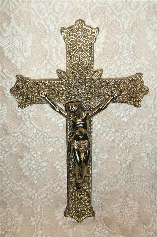 VINTAGE GALLO CATHOLIC RELIGIOUS ORNATE OPENWORK BRASS GOLD METAL CROSS CRUCIFIX