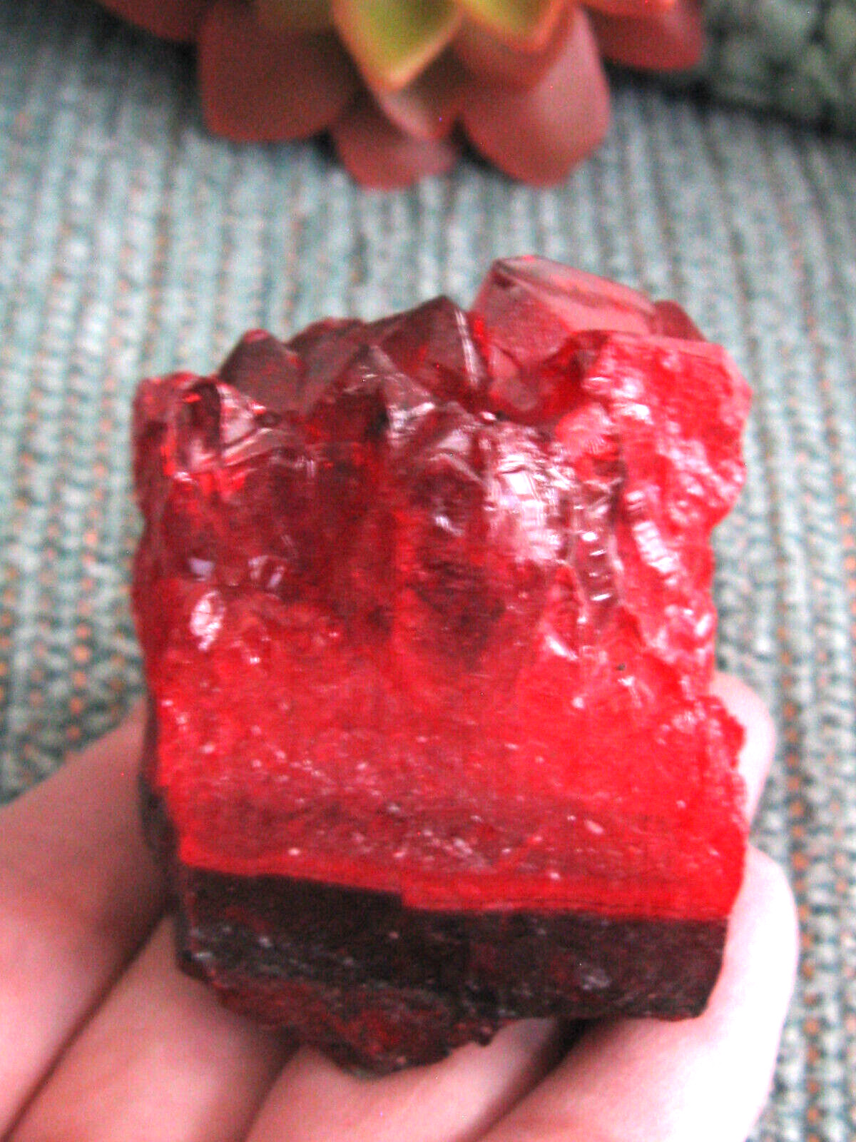 NEW CHUNKY DEEP BRIGHT RED ROUGH GENUINE QUARTZ CRYSTAL GEODE CLUSTER SLAB