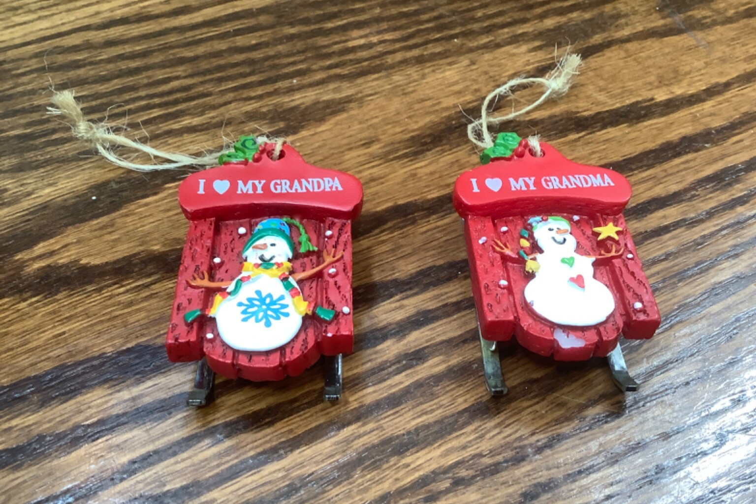 Ganz Red Sled Snowman Christmas Ornaments- I Love My Grandma & Grandpa (2\ Ganz Red Sled Snowman Christmas Ornaments- I Love My Grandma & Grandpa (2\