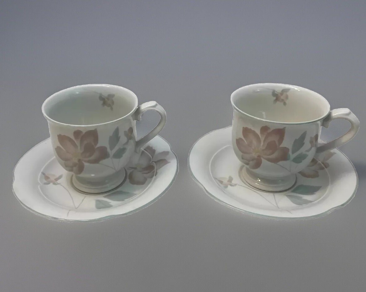 Vintage Mikasa Dialogue Lyric CB903 Pastel Floral Cup & Saucer Lot Of 2 Sets Vintage Mikasa Dialogue Lyric CB903 Pastel Floral Cup & Saucer Lot Of 2 Sets