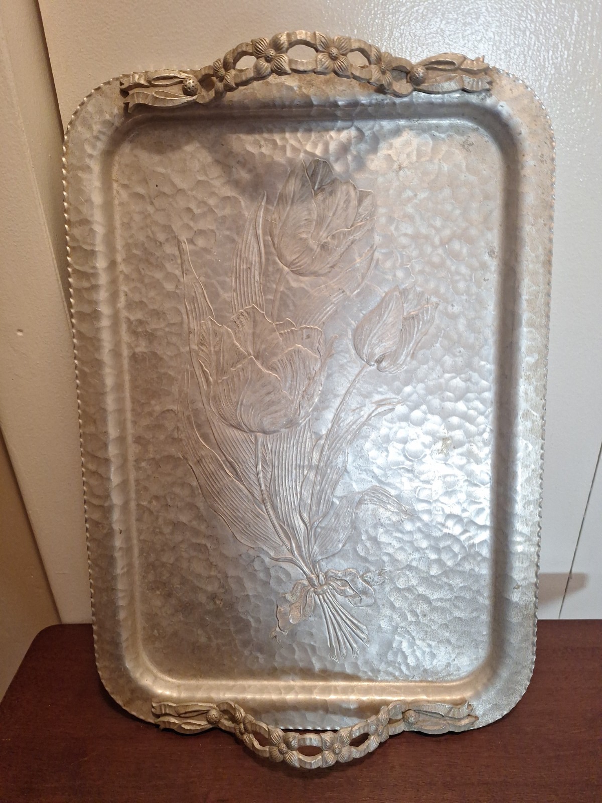 Vintage Hand Hammered Aluminum Tulip Tray By Rodney Kent Hand Wrought #408