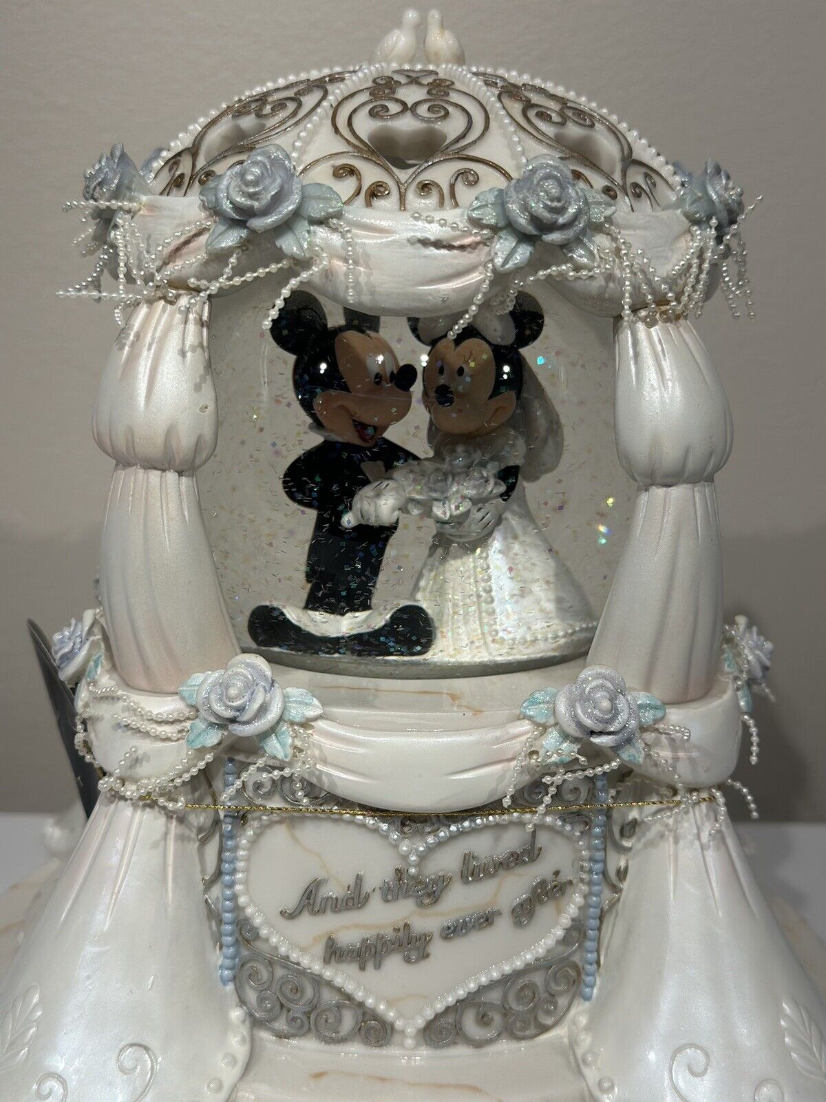 Disney Snow Globe Bride & Groom Mickey Minnie Wedding Mouse Musical Rotating NWT