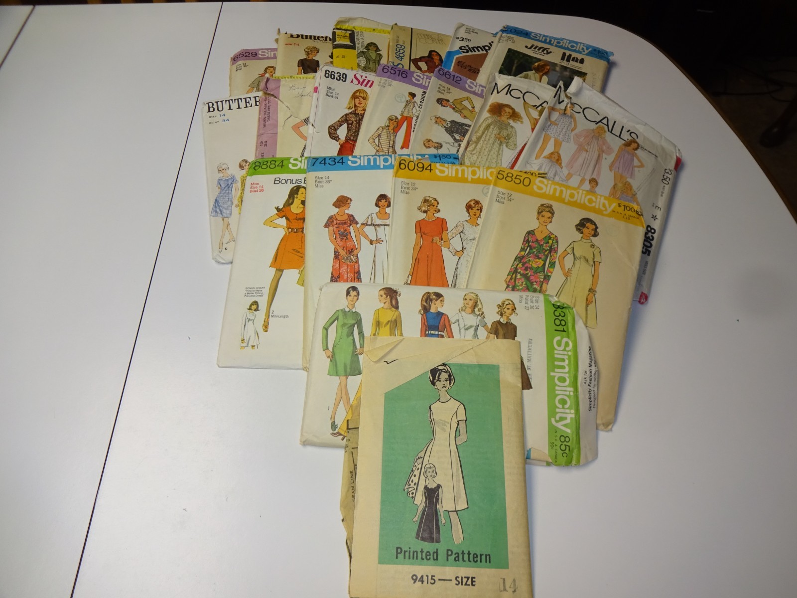 19 Vintage 60s 70s 80s Women's Sewing Patterns Simplicity McCall's Butterick