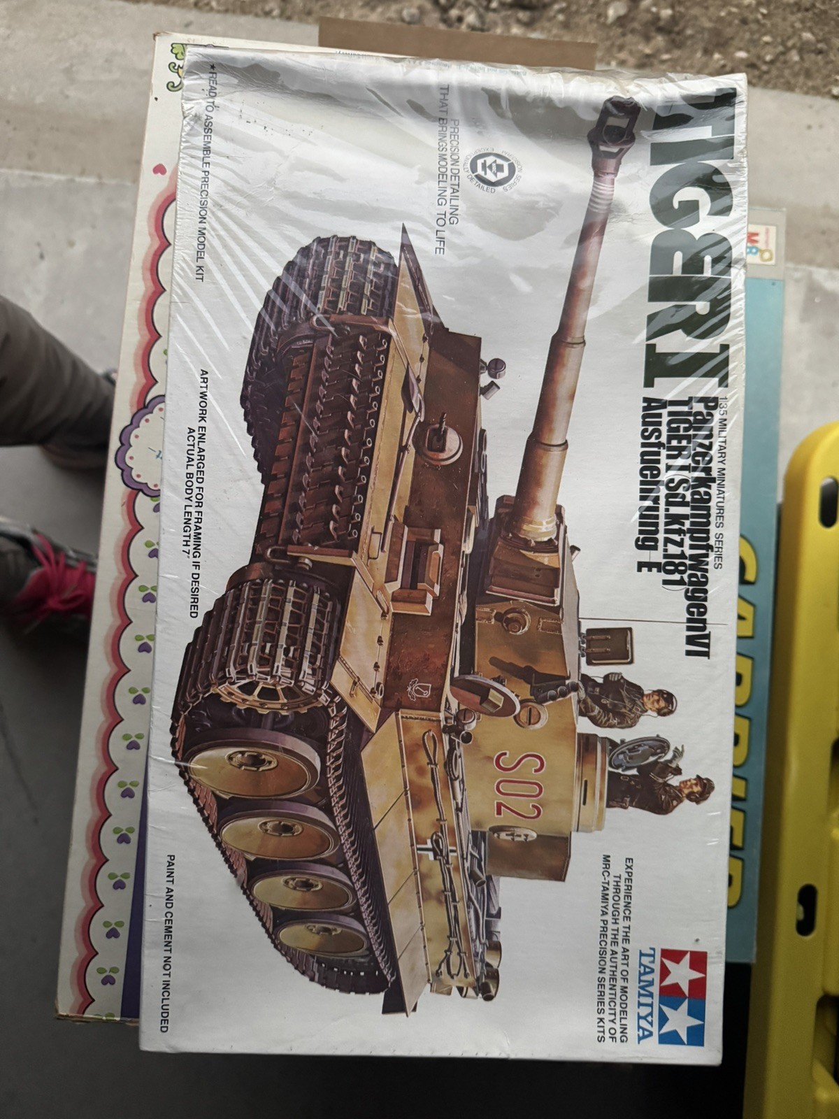 1/35 German Tiger I Remote Control Tank Motorized Model Kit No.26 Japan