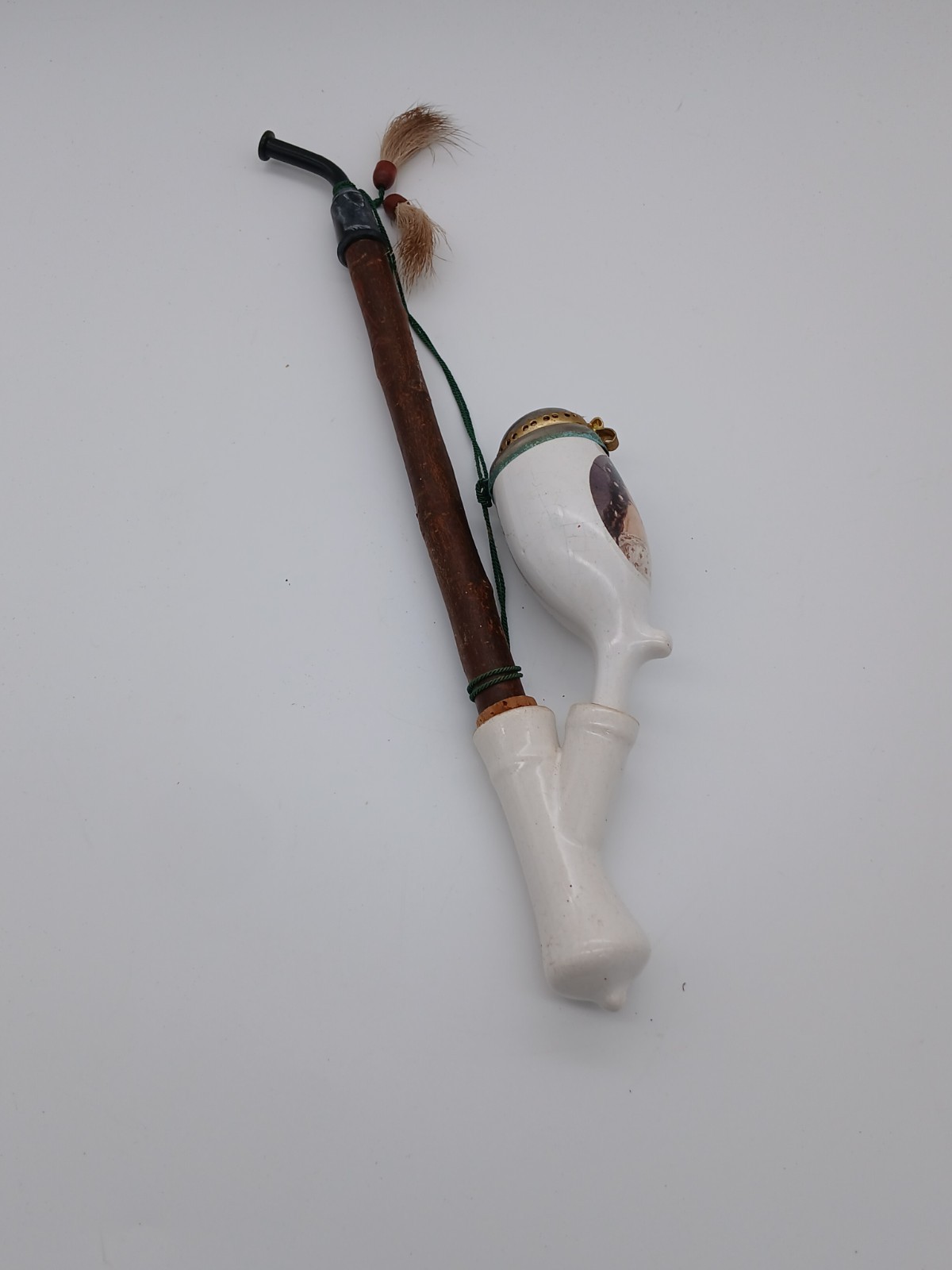Antique Bavarian hunting pipe made of natural porcelain