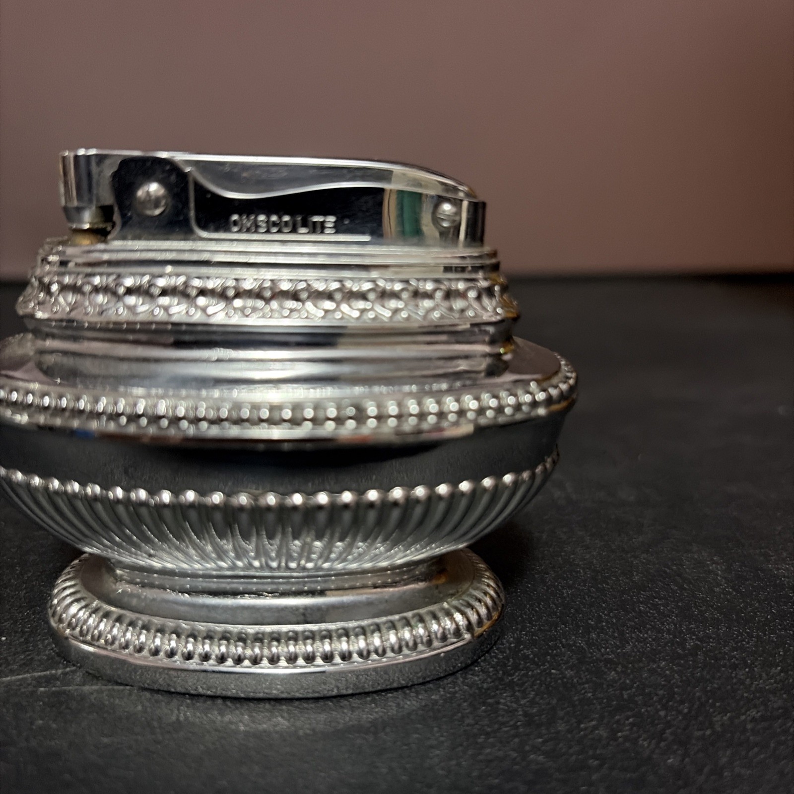 VINTAGE TABLE TOP  LIGHTER OMSCO LITE 1950s Or 1960s QUEEN ANNE