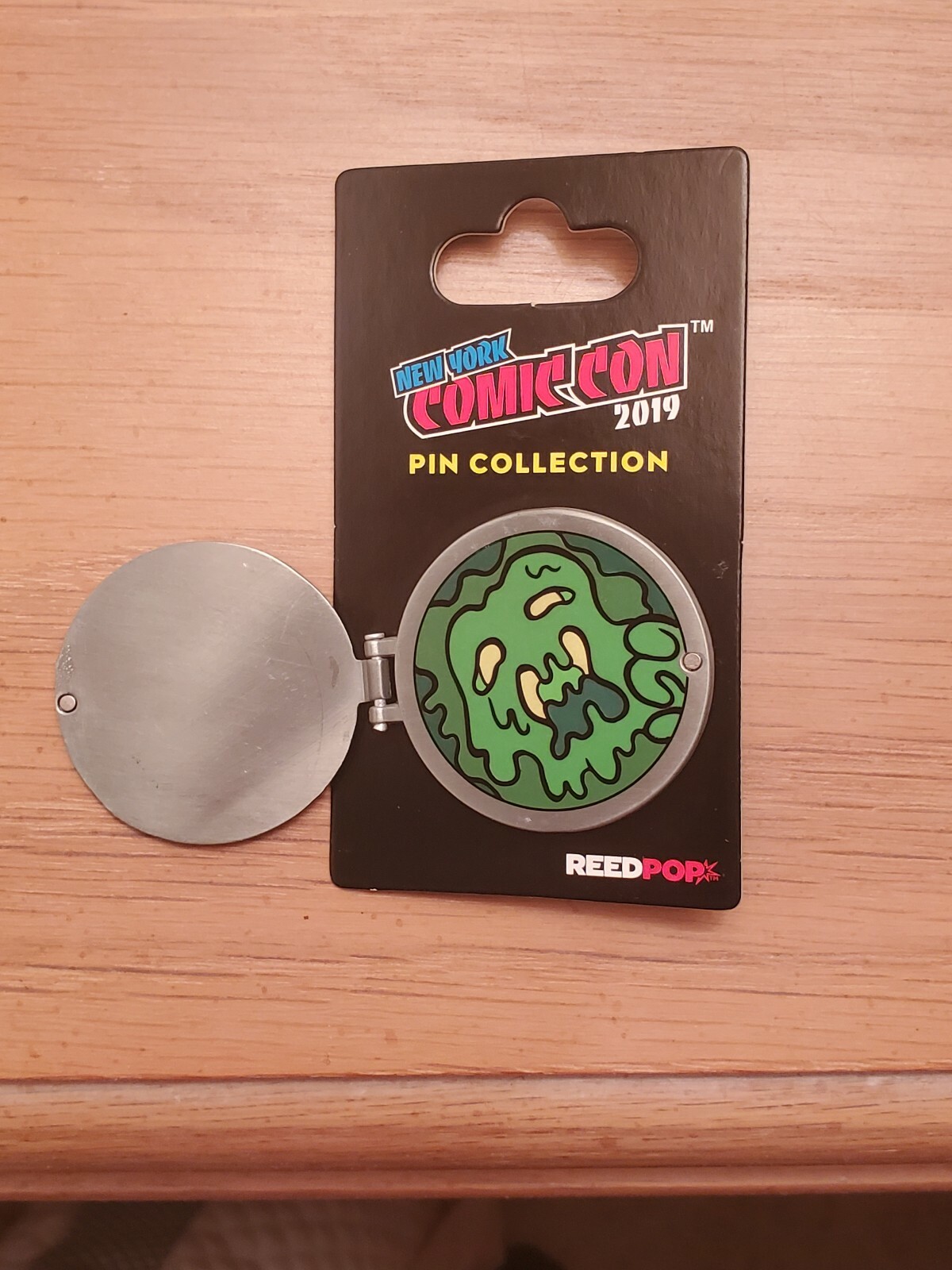 NEW NYCC 2019 REED POP HINGED SEWER MYSTERY PIN