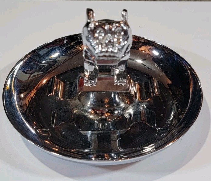 Vintage 1950's MACK TRUCK BULLDOG Chrome Cigar Ashtray; #87931, USA