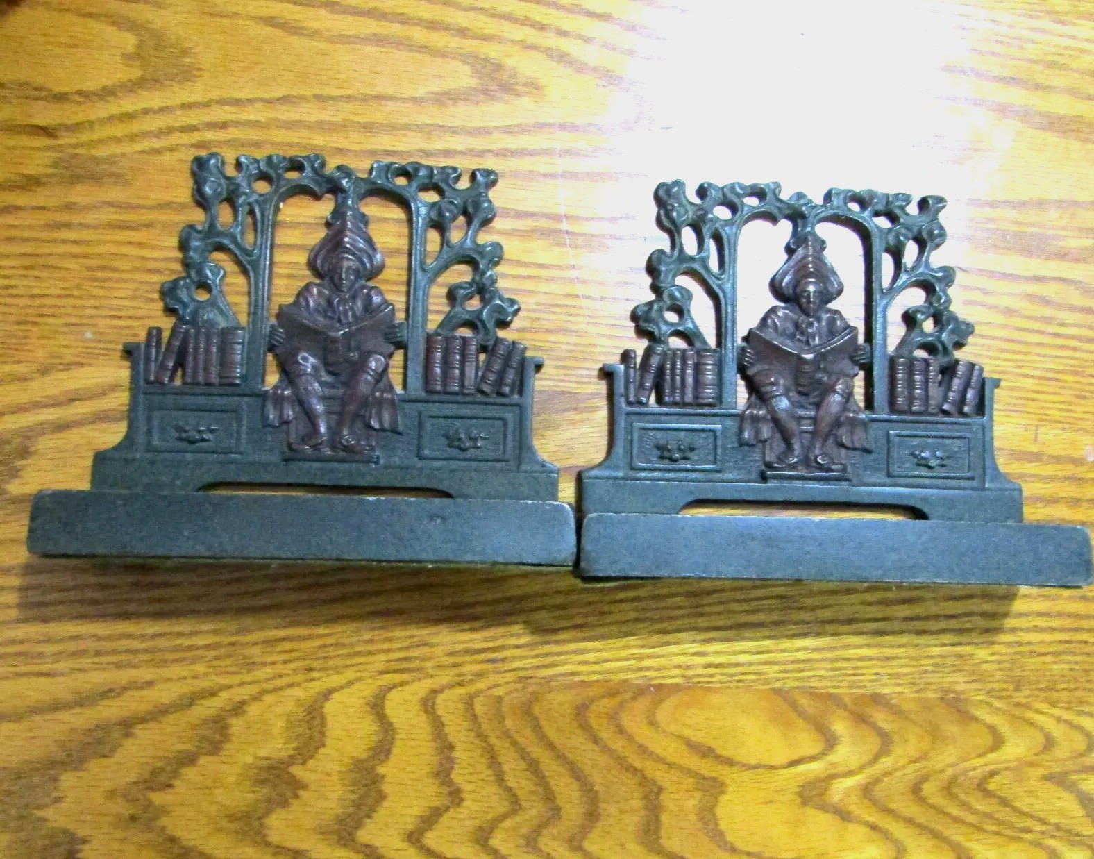 Vintage Bronze Reading Bookends 6.5*6.75