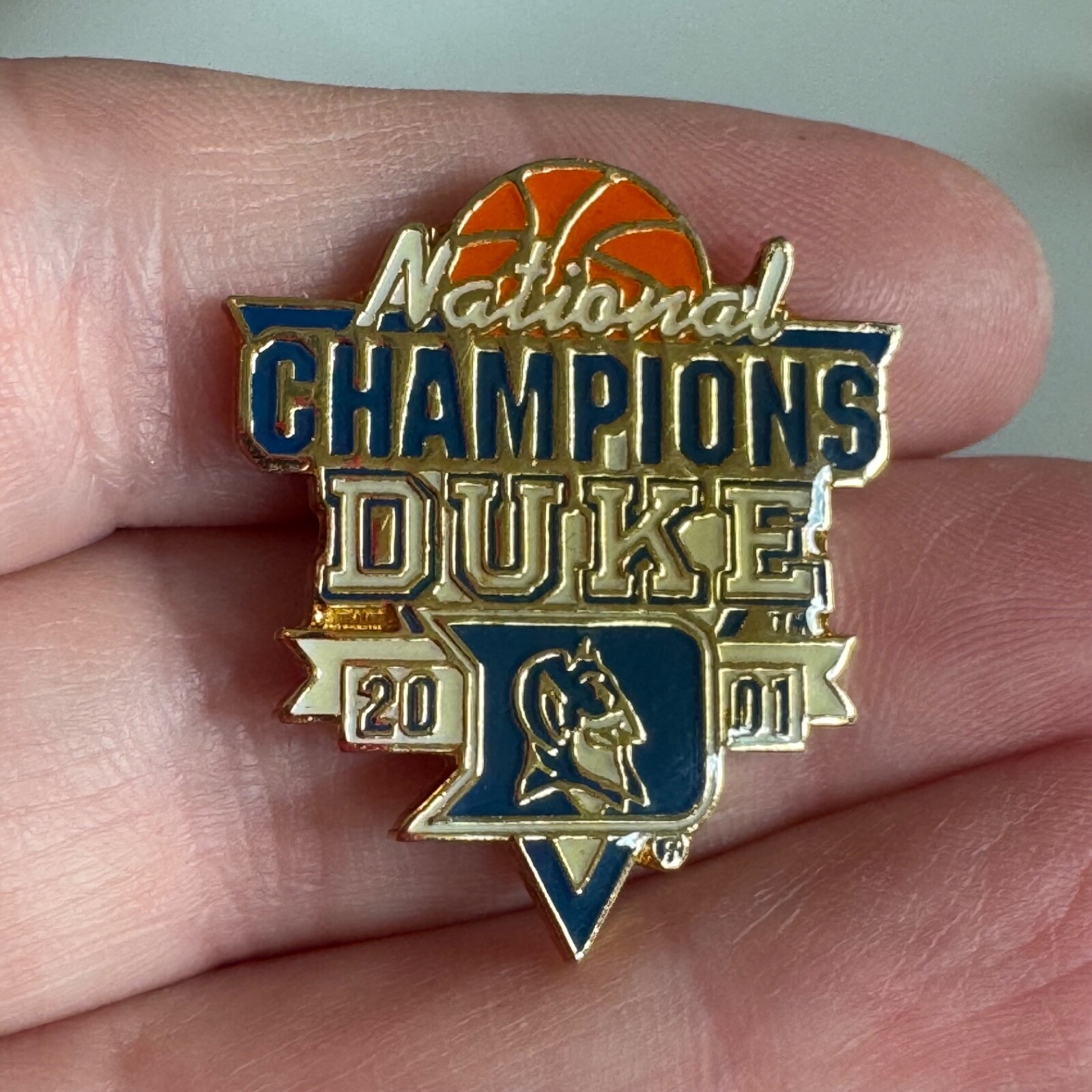 Vintage 2001 Duke University National Champions NCAA March Madness Lapel Pin