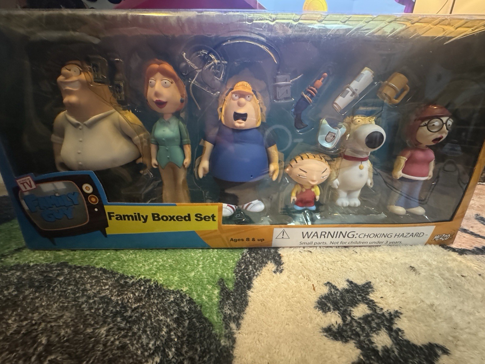 Mezco Family Guy TV Family Boxed Set Figures Peter Lois Chris Stewie Brian