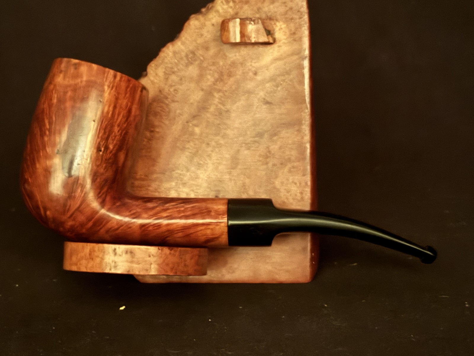Hilson Antique 290/S Bent Chimney Billiard Vertical Grain Vulcanite Saddle Stem