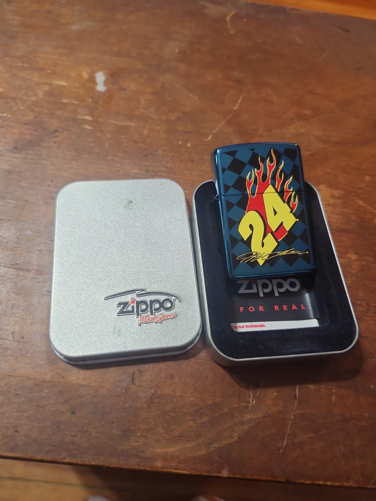 ZIPPO 2004 NASCAR JEFF GORDON #24 CHECKER SAPPHIRE LIGHTER SEALED 