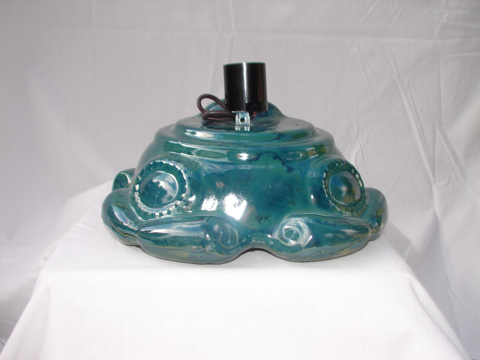 1970\'s VINTAGE Atlantic Mold Ceramic Christmas Tree GREEN Bottom BASE ONLY