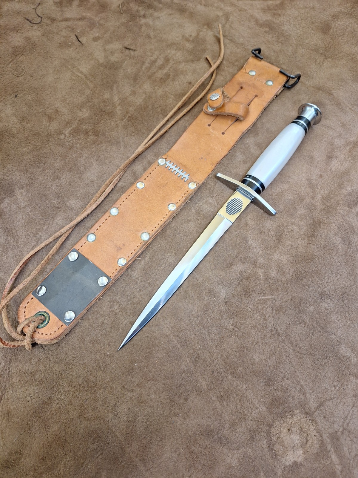 Taylor Cutlery Knives V-42 Devil's Brigade Stiletto Dagger  w/ Sheath 12.5