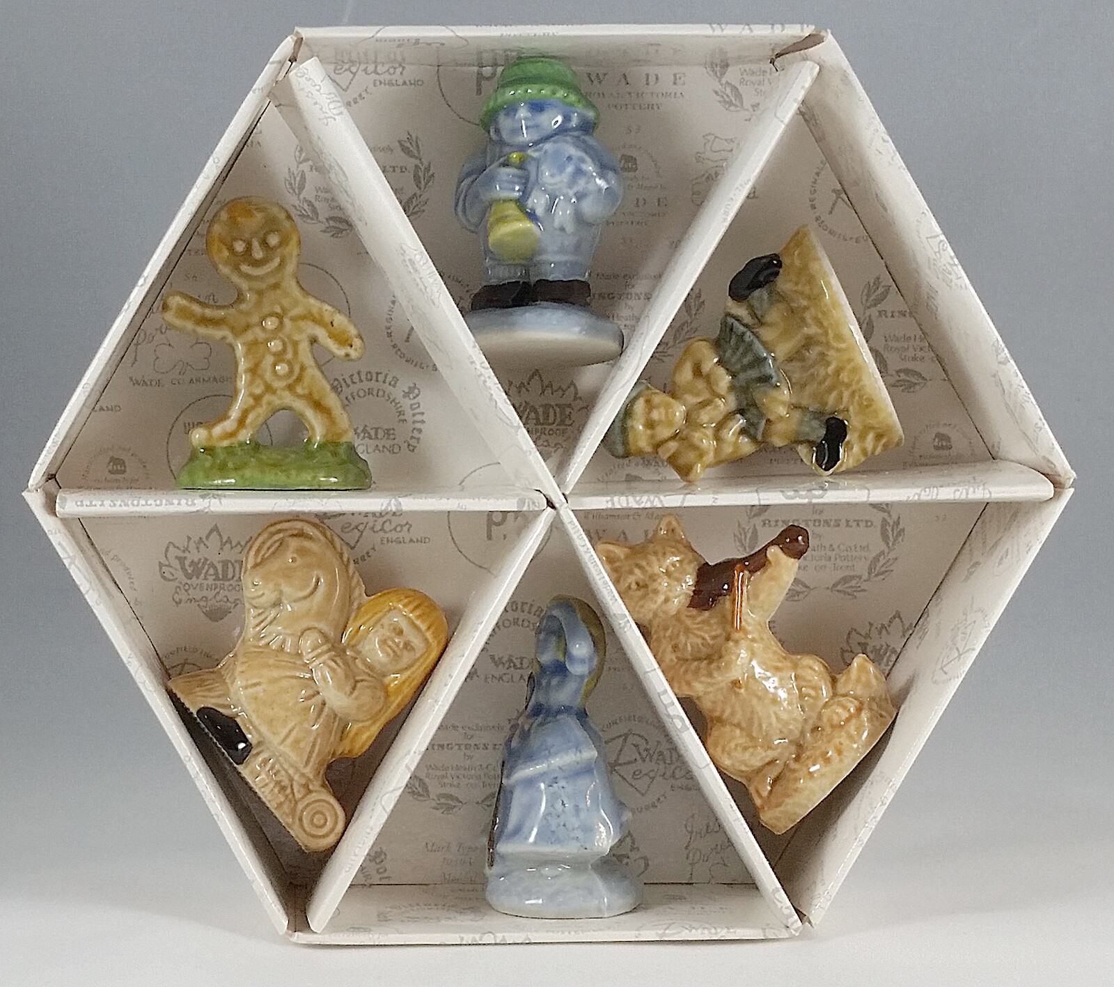 WADE, WHIMSIES SET 4, 2001 NURSERY SET 2 SET OF 6 WITH BOX